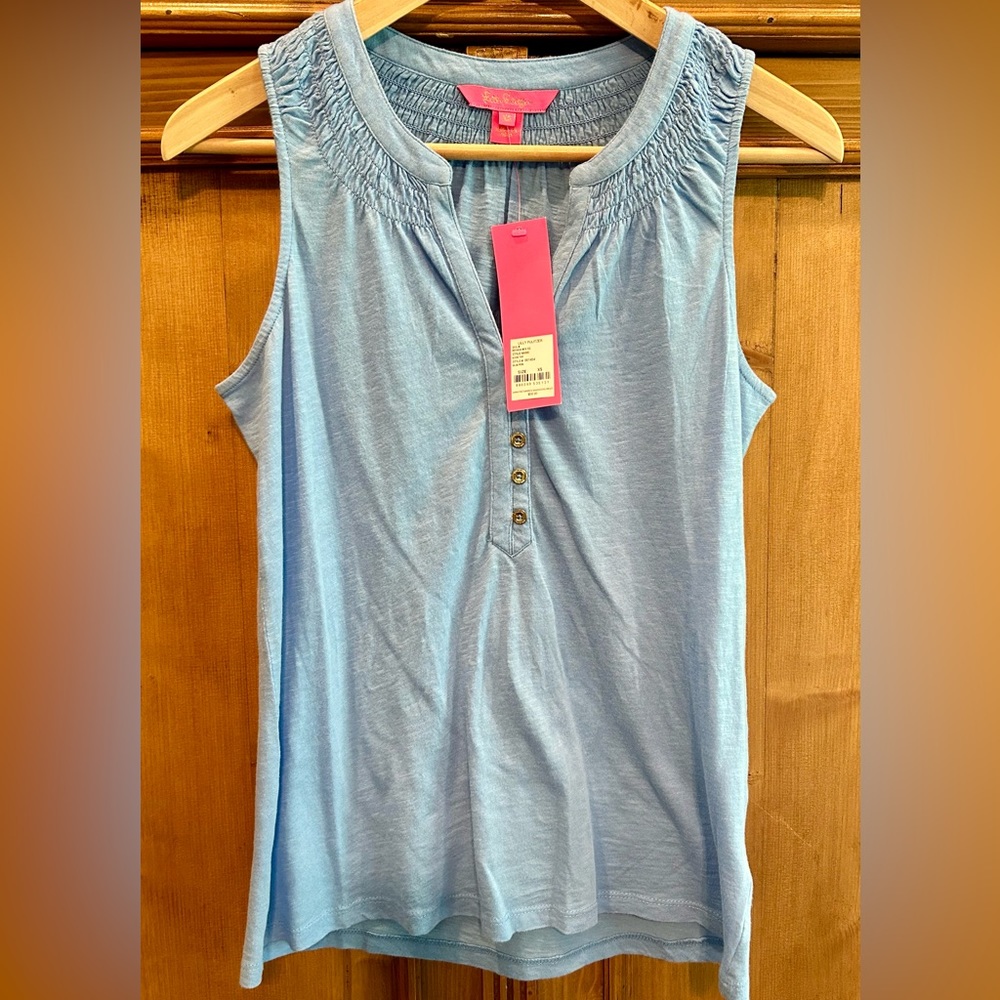 NWT Lilly Pulitzer sleeveless Essie top